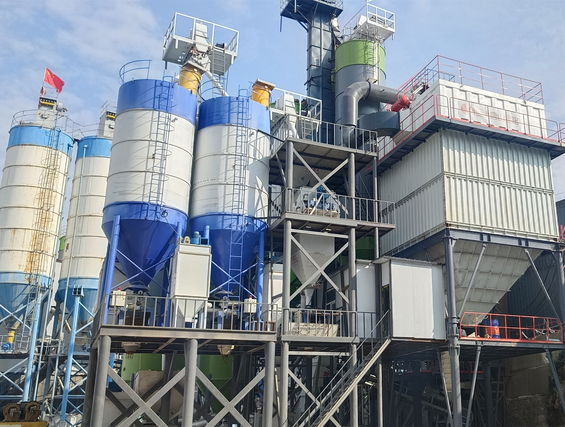 機制砂成建筑用砂主要來源，唐山金路制砂樓提供高標準機制砂生產設備