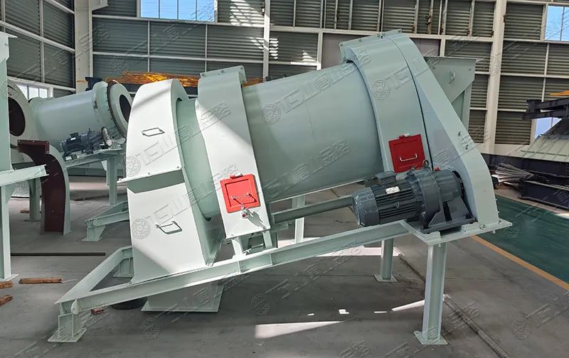機制砂防離析、防揚塵，有經(jīng)驗的砂廠都在用加濕拌和機